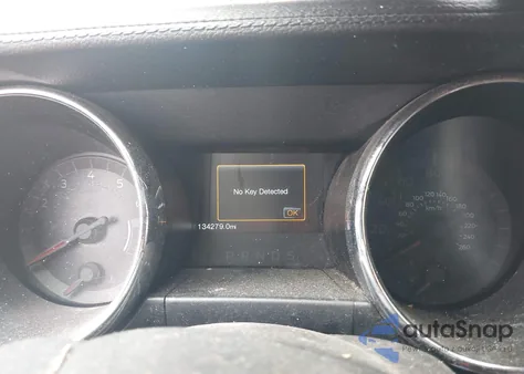 2015 Ford Mustang V6 z USA, uszkodzony, nr VIN 1FA6P8AM1F5346548